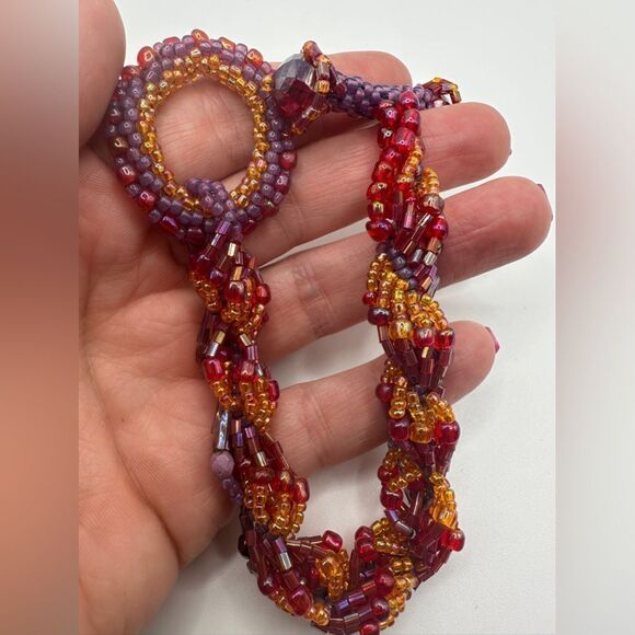 Gorgeous ALL glass seed bead bracelet with handmade toggle! - Picture 3 of 9